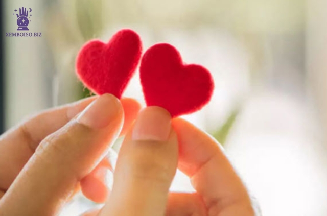 Tình yêu không chỉ đến từ cảm xúc, mà đôi khi còn được lý giải từ những yếu tố… tưởng chừng không liên quan như năm sinh